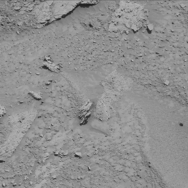 Sol 3815: Mast Camera (Mastcam)
