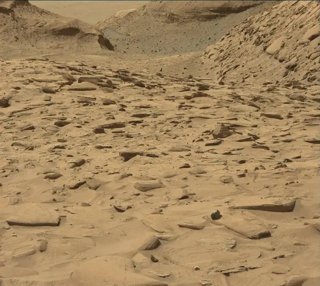 Sol 3815: Mast Camera (Mastcam)