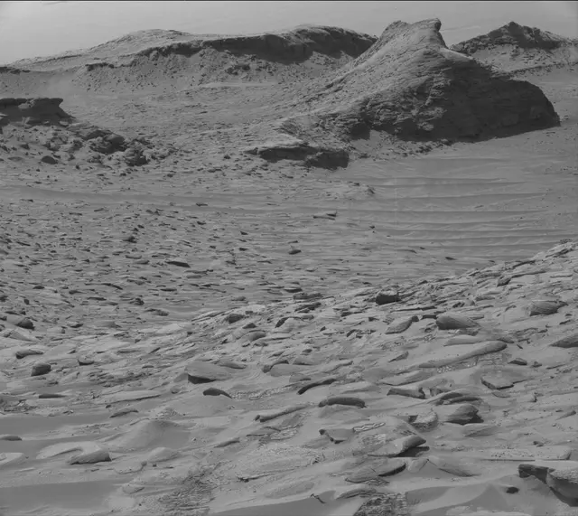 Sol 3815: Mast Camera (Mastcam)