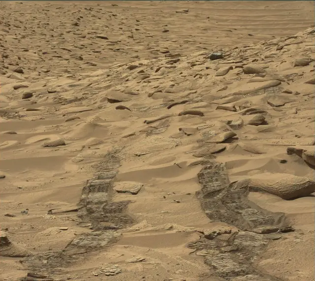 Sol 3815: Mast Camera (Mastcam)