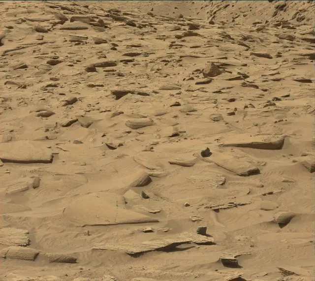 Sol 3815: Mast Camera (Mastcam)