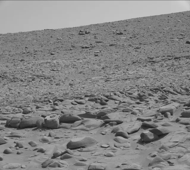 Sol 3815: Mast Camera (Mastcam)