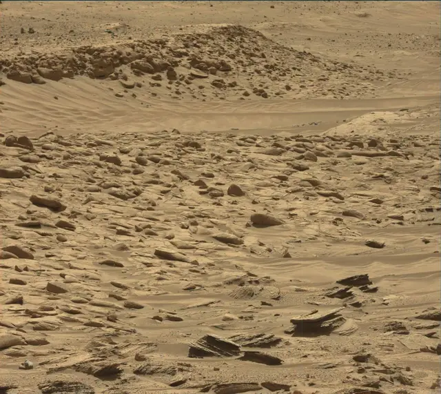 Sol 3815: Mast Camera (Mastcam)