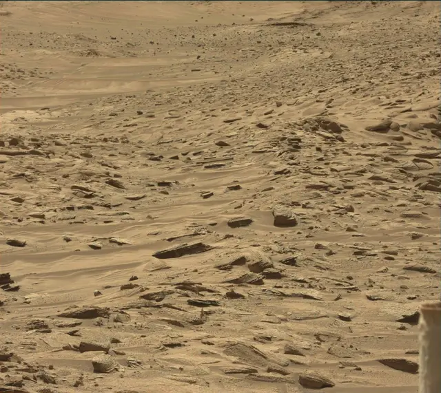 Sol 3815: Mast Camera (Mastcam)