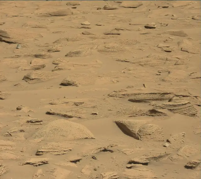 Sol 3815: Mast Camera (Mastcam)