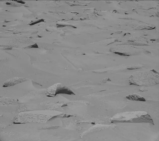 Sol 3815: Mast Camera (Mastcam)