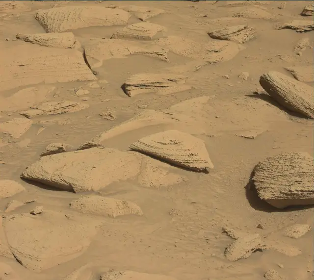 Sol 3815: Mast Camera (Mastcam)