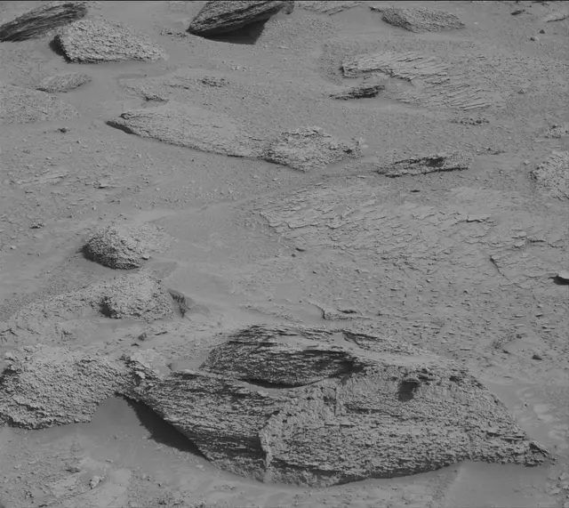 Sol 3815: Mast Camera (Mastcam)