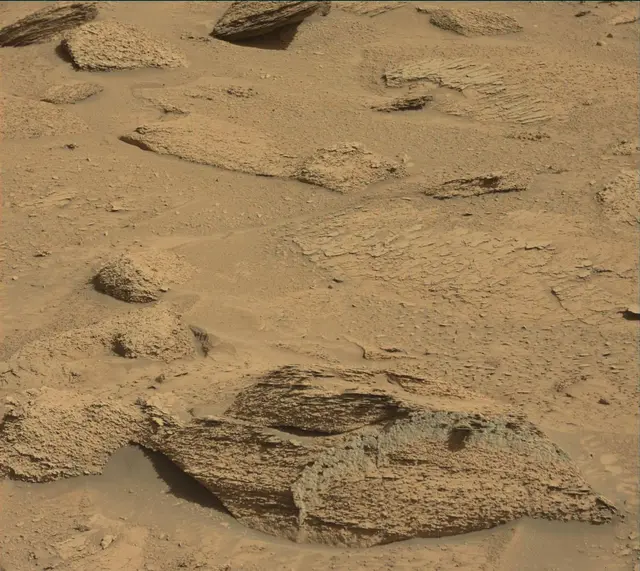 Sol 3815: Mast Camera (Mastcam)