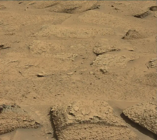 Sol 3815: Mast Camera (Mastcam)