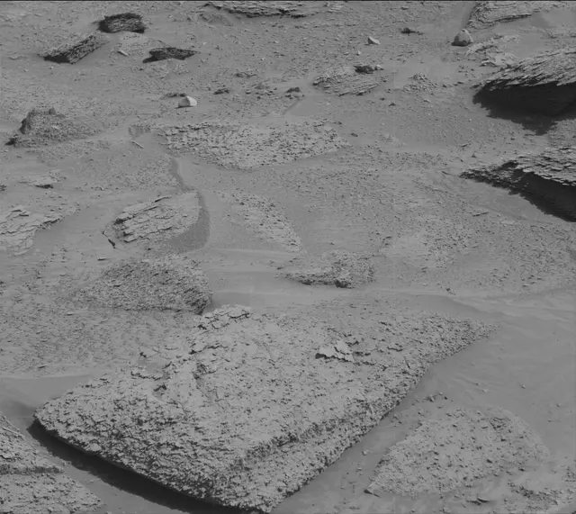 Sol 3815: Mast Camera (Mastcam)