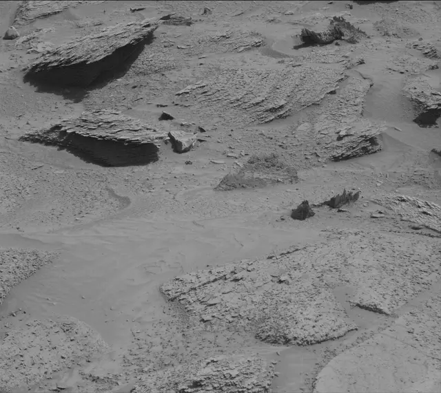 Sol 3815: Mast Camera (Mastcam)