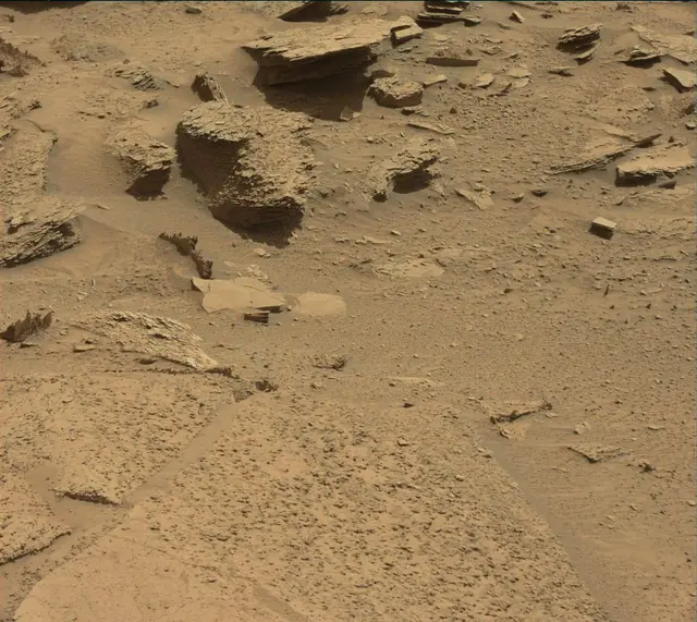 Sol 3815: Mast Camera (Mastcam)