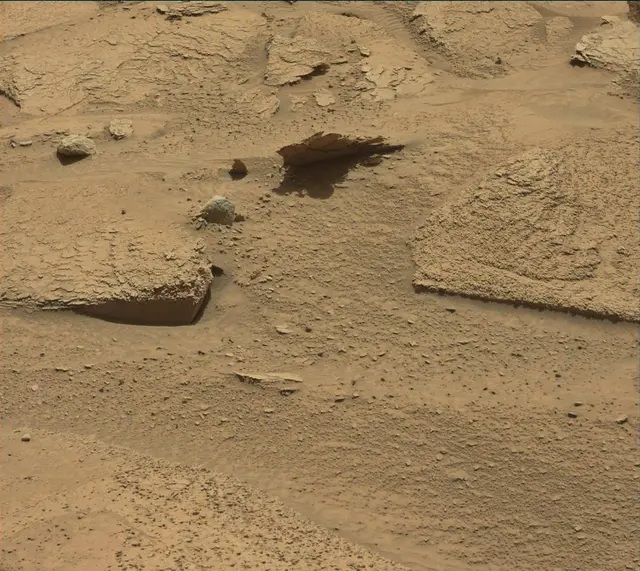 Sol 3815: Mast Camera (Mastcam)