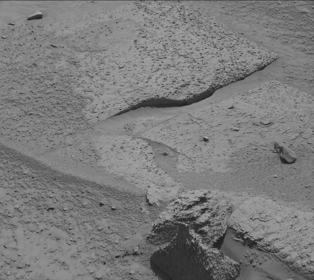 Sol 3815: Mast Camera (Mastcam)