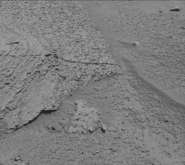 Sol 3815: Mast Camera (Mastcam)