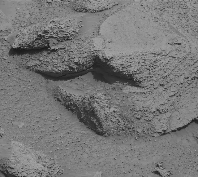 Sol 3815: Mast Camera (Mastcam)