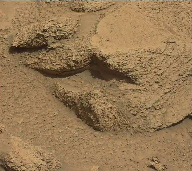 Sol 3815: Mast Camera (Mastcam)