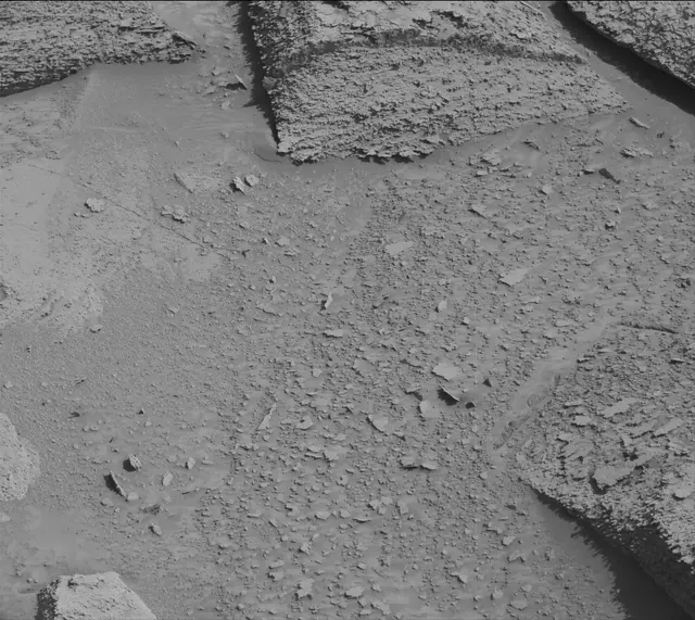 Sol 3815: Mast Camera (Mastcam)