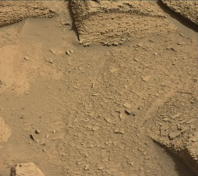 Sol 3815: Mast Camera (Mastcam)