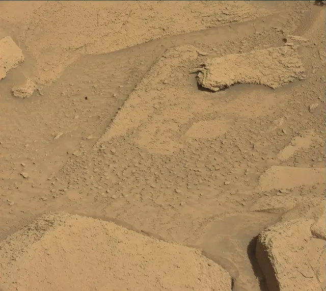 Sol 3815: Mast Camera (Mastcam)