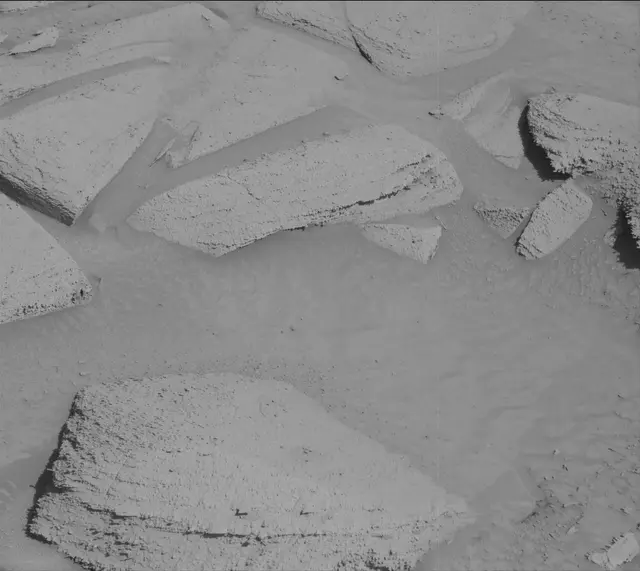 Sol 3815: Mast Camera (Mastcam)