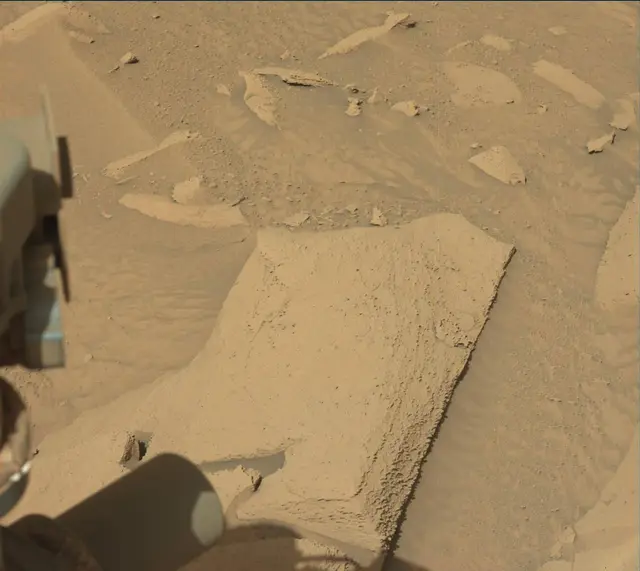 Sol 3815: Mast Camera (Mastcam)