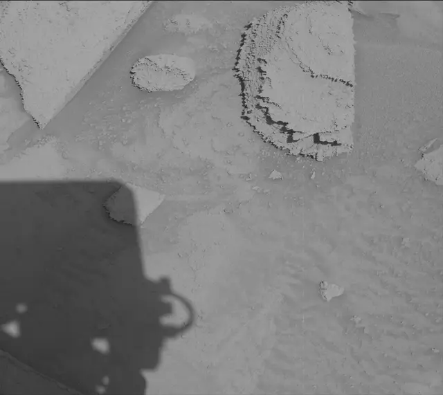 Sol 3815: Mast Camera (Mastcam)