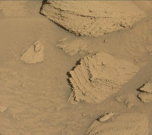 Sol 3815: Mast Camera (Mastcam)