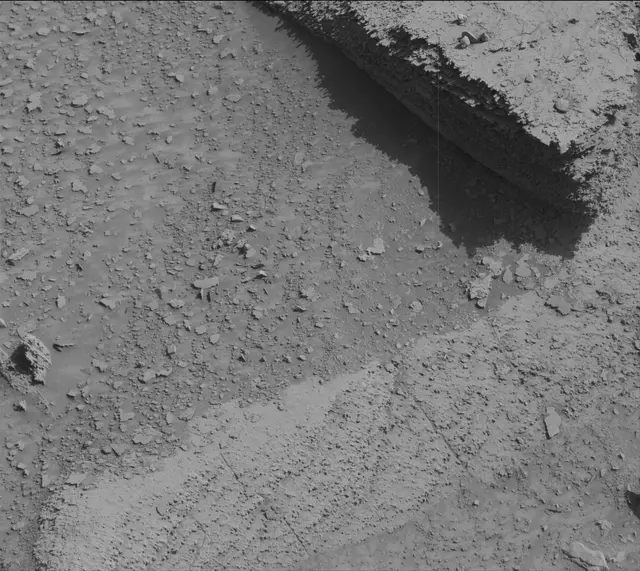 Sol 3815: Mast Camera (Mastcam)