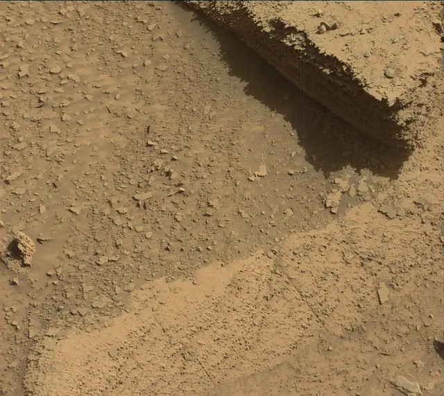 Sol 3815: Mast Camera (Mastcam)