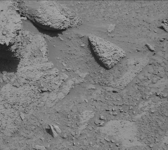 Sol 3815: Mast Camera (Mastcam)
