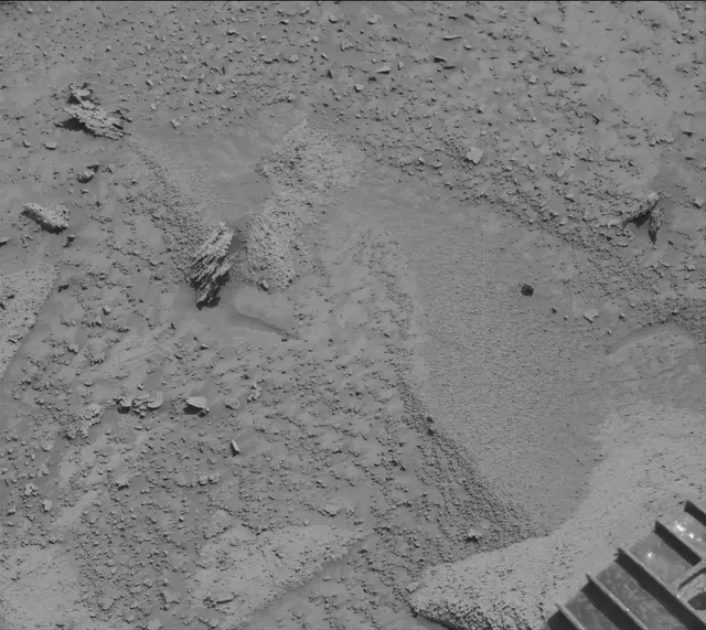 Sol 3815: Mast Camera (Mastcam)