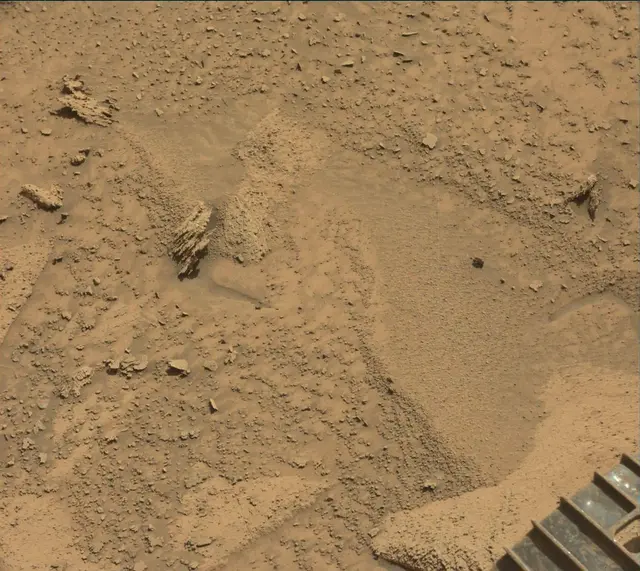 Sol 3815: Mast Camera (Mastcam)