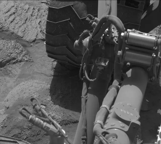 Sol 3815: Mast Camera (Mastcam)