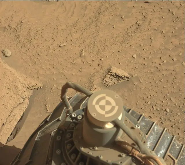 Sol 3815: Mast Camera (Mastcam)