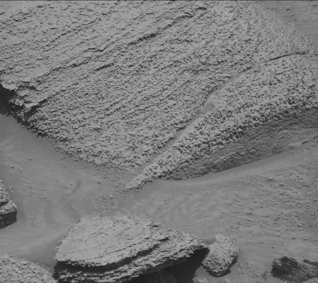 Sol 3815: Mast Camera (Mastcam)