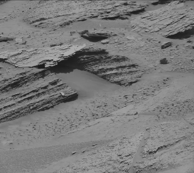 Sol 3815: Mast Camera (Mastcam)