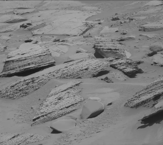 Sol 3815: Mast Camera (Mastcam)