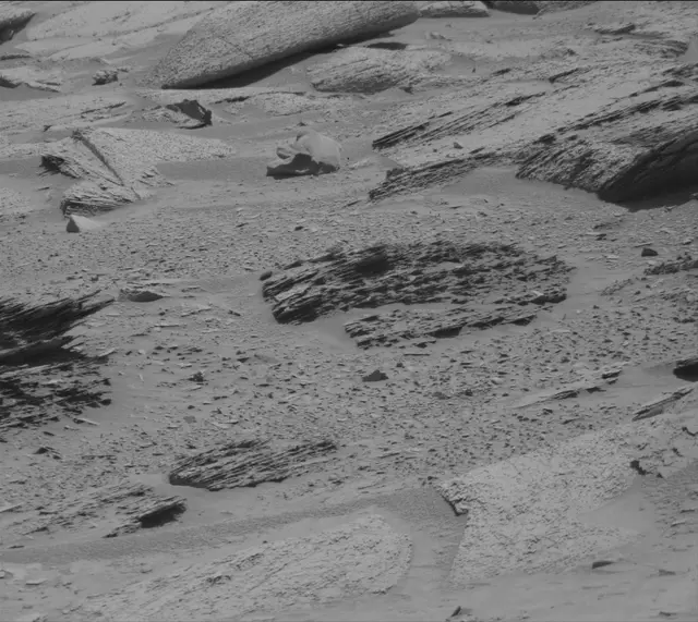 Sol 3815: Mast Camera (Mastcam)