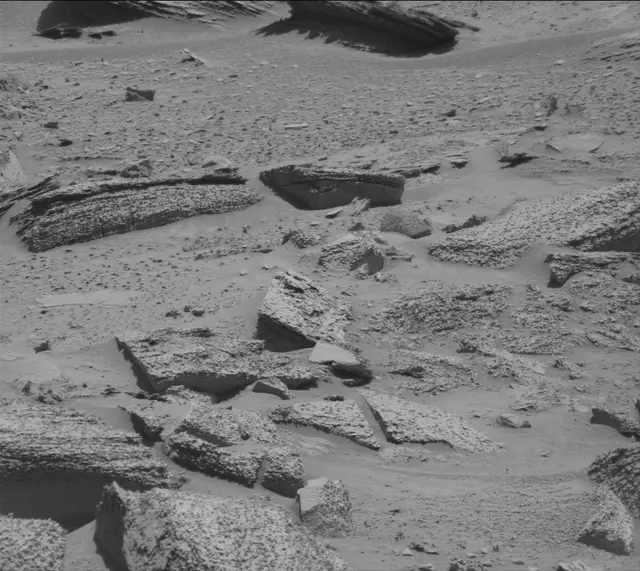 Sol 3815: Mast Camera (Mastcam)