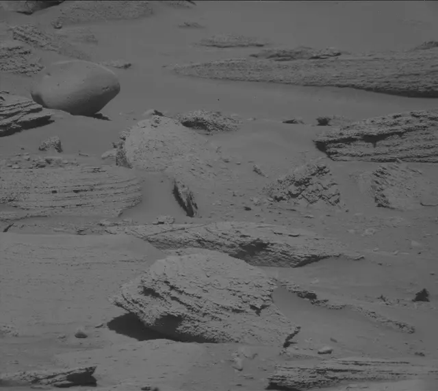 Sol 3815: Mast Camera (Mastcam)