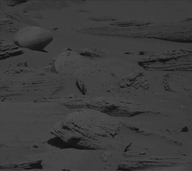 Sol 3815: Mast Camera (Mastcam)