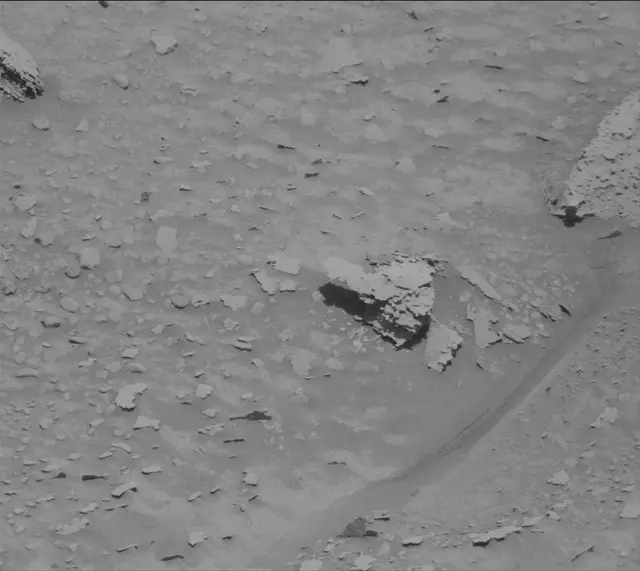 Sol 3815: Mast Camera (Mastcam)