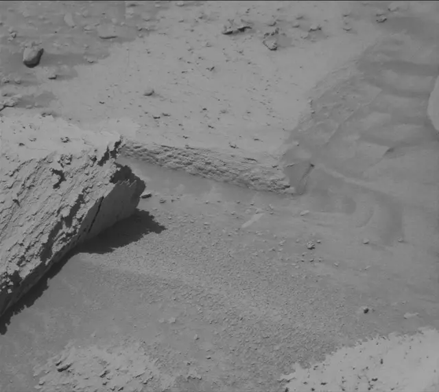 Sol 3817: Mast Camera (Mastcam)