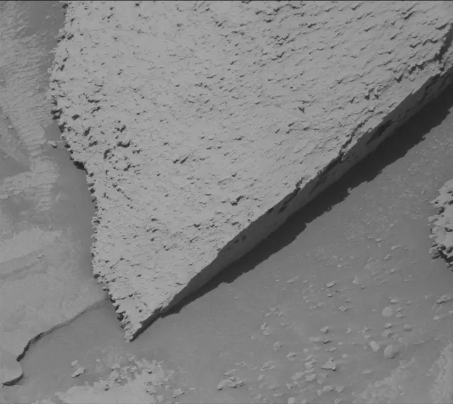 Sol 3817: Mast Camera (Mastcam)
