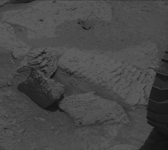 Sol 3818: Mast Camera (Mastcam)