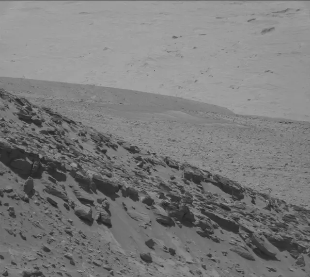 Sol 3819: Mast Camera (Mastcam)