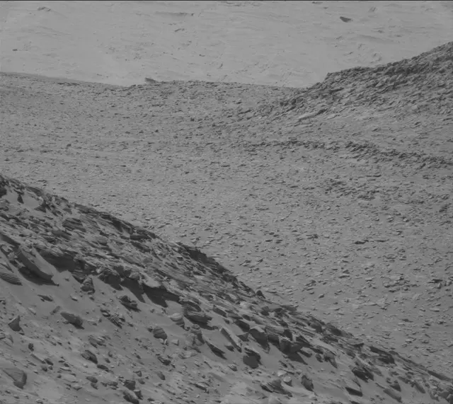 Sol 3819: Mast Camera (Mastcam)