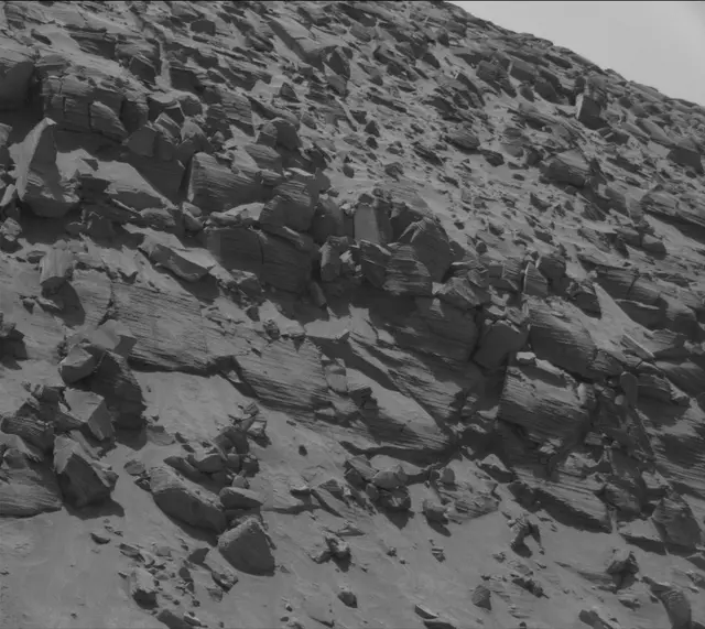 Sol 3819: Mast Camera (Mastcam)